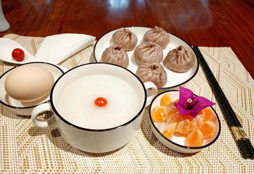 بنسيون Floral  · Spring Guesthouse Zhangjiajie