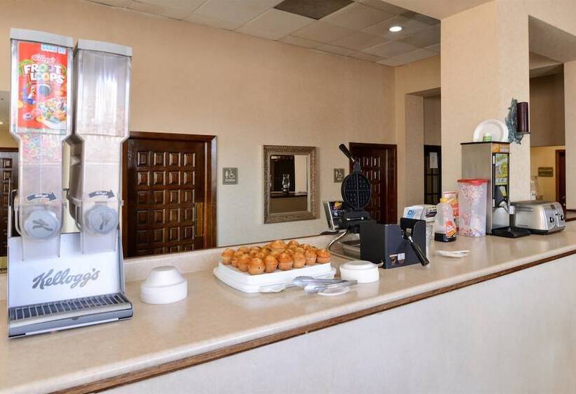 בית מלון כפרי Studio 6 Suites Memphis, Tn East Memphis