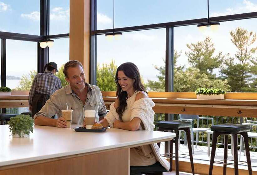 فندق Champlain Burlington, Curio Collection By Hilton