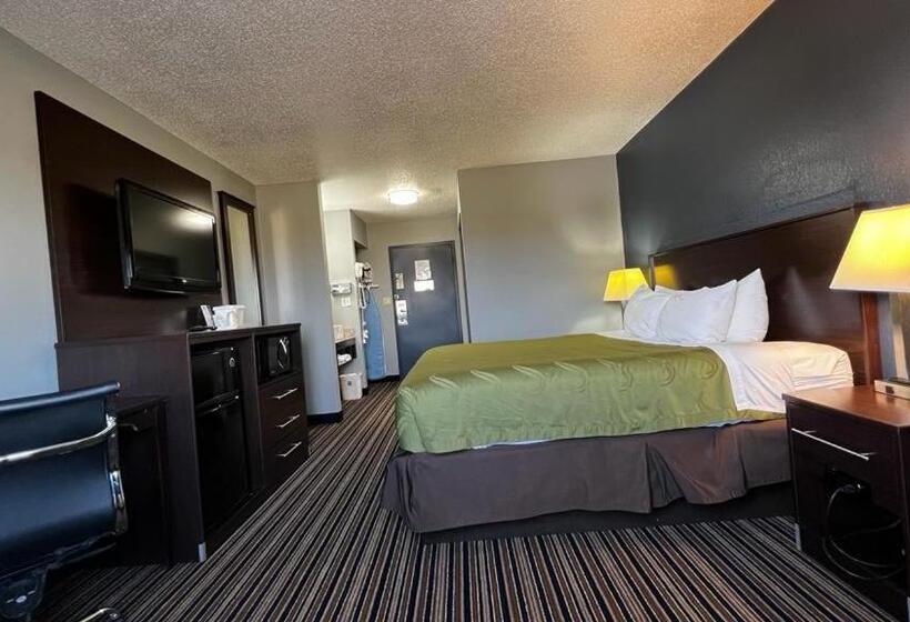 בית מלון כפרי Colby Inn And Suites