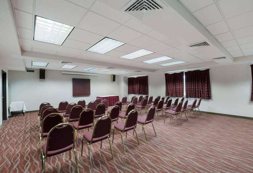 فندق Quality Inn Grand Suites Bellingham