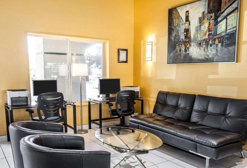 فندق Quality Inn Grand Suites Bellingham