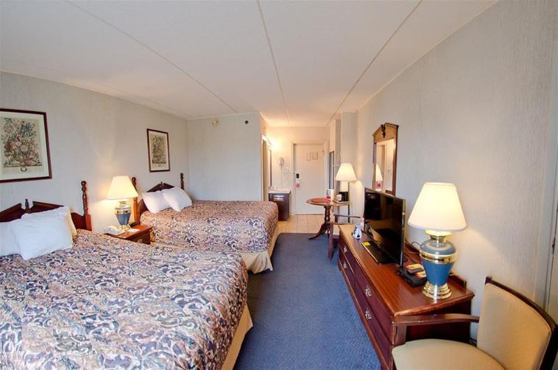 Отель Ramada Inn