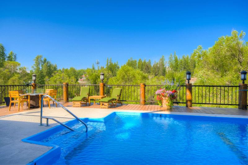 فندق The Pine Lodge On Whitefish River