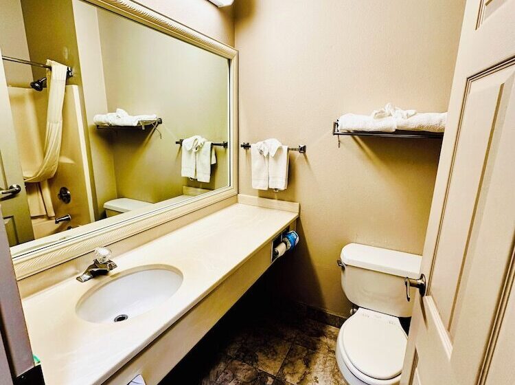 فندق Coratel Inn And Suites By Jasper Ocean Shores