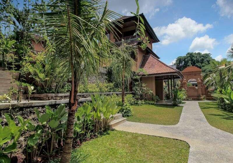 ホテル Jati Cottage