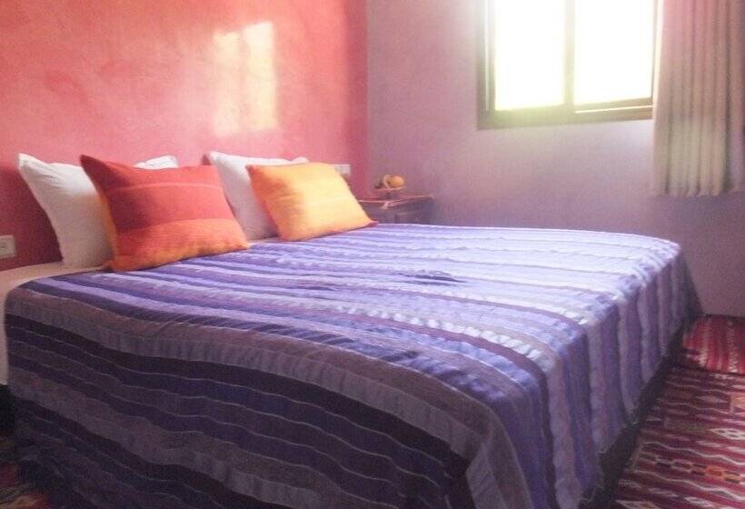 پانسیون Dar Amadine