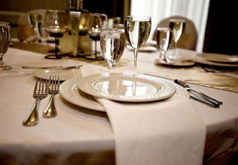 ホテル Courtyard Shelton