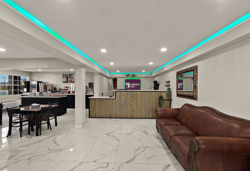 בית מלון כפרי Knights Inn   Belton/temple