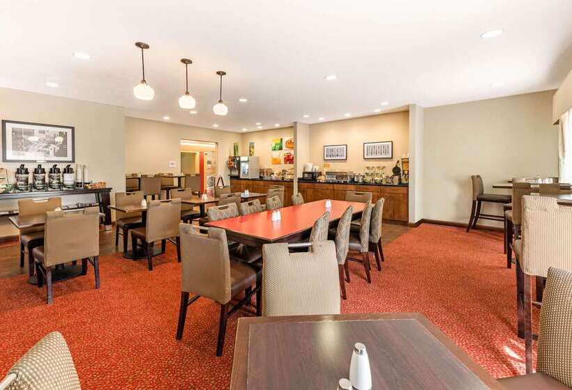 فندق Quality Inn & Suites University Fort Collins