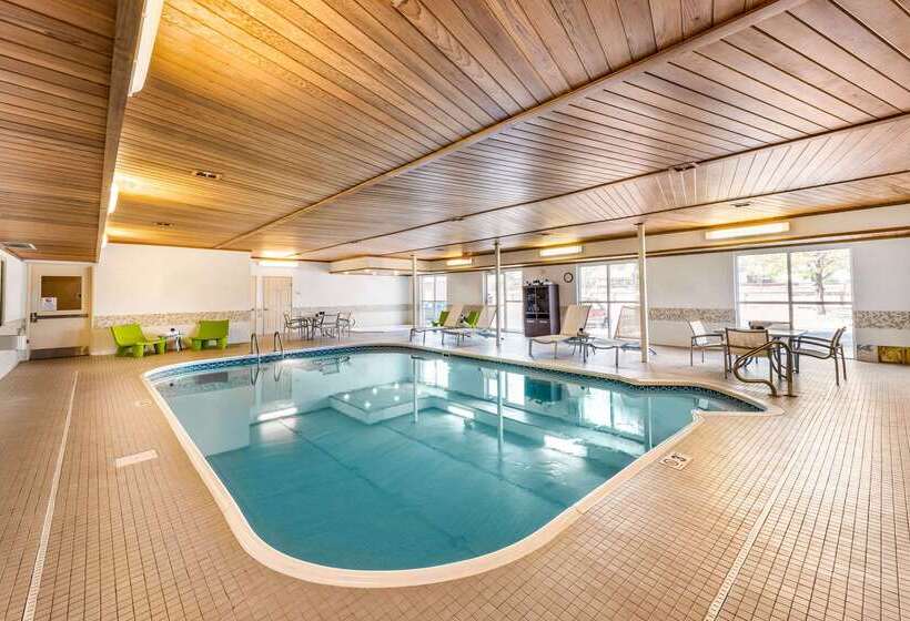 فندق Quality Inn & Suites University Fort Collins
