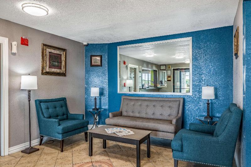 ホテル Quality Inn I 10 East Near Frost Bank Center