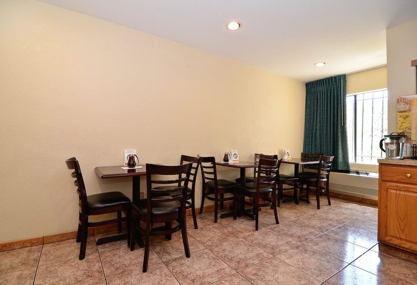 هتل Quality Inn San Diego I 5 Naval Base