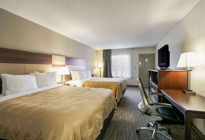 فندق Quality Inn & Suites Near Lake Eufaula