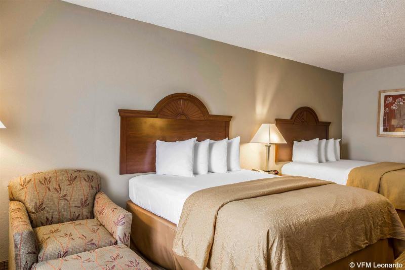 فندق Quality Inn & Suites Near Lake Eufaula
