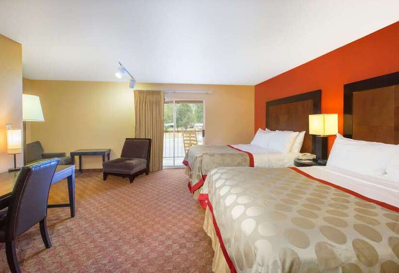 هتل Ramada By Wyndham Maggie Valley