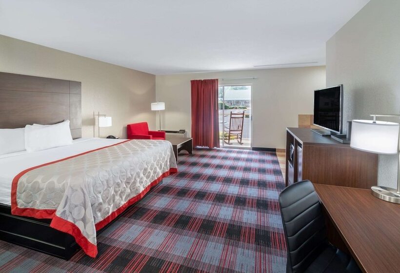 هتل Ramada By Wyndham Maggie Valley