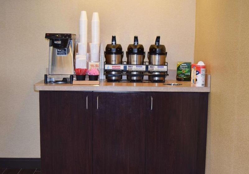 호텔 Red Roof Inn Binghamton Johnson City