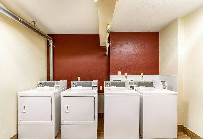 فندق Red Roof Inn Detroit  Plymouth/ Canton