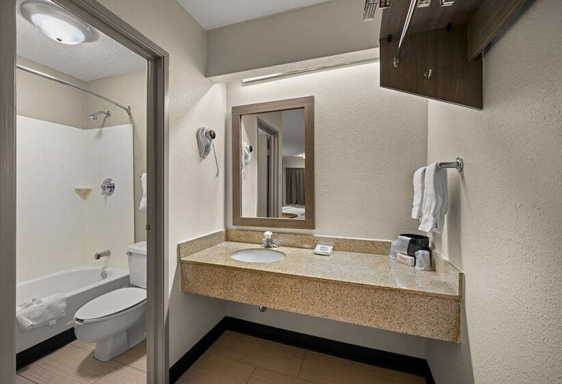 בית מלון כפרי Red Roof Inn Detroit  Royal Oak/ Madison Heights