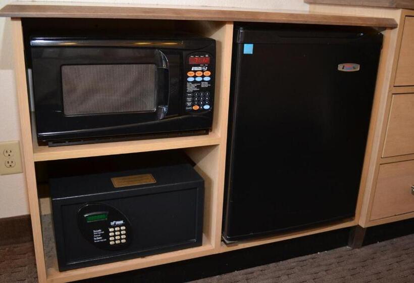 בית מלון כפרי Red Roof Inn Toledo  University