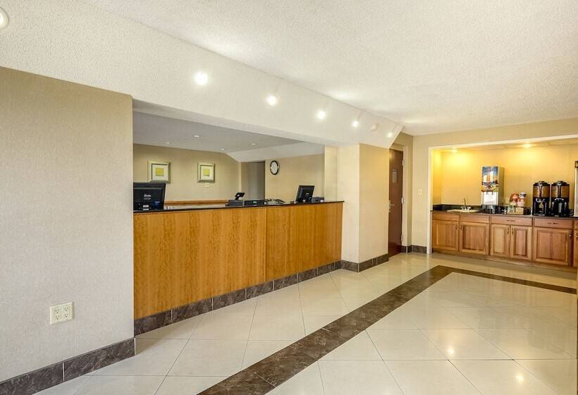 هتل Red Roof Inn Virginia Beach  Norfolk Airport