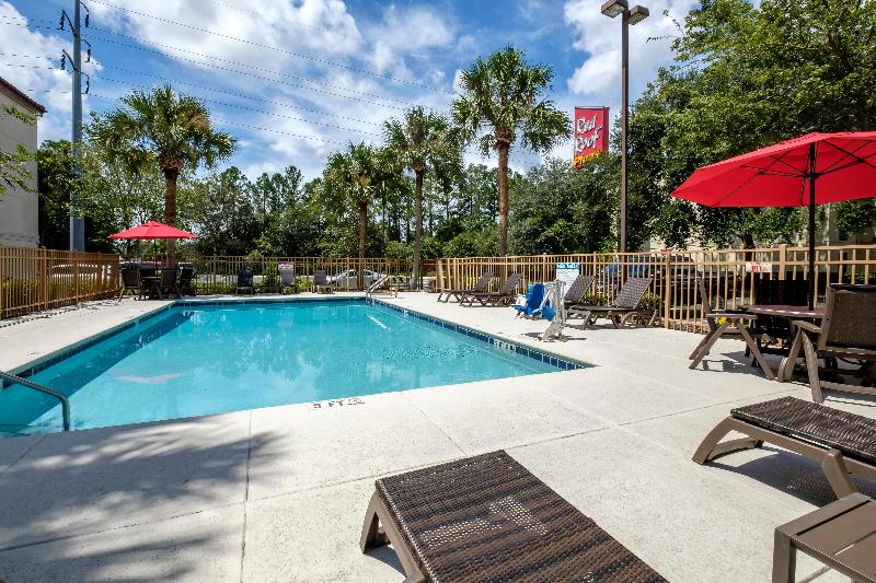 فندق Red Roof Inn Plus + Gainesville
