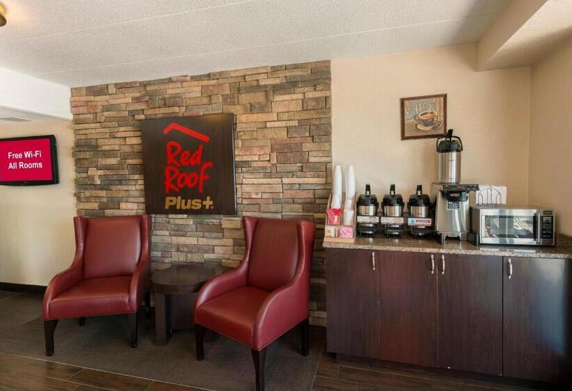 هتل Red Roof Inn Plus+ St Louis   Forest Park/ Hampton Ave