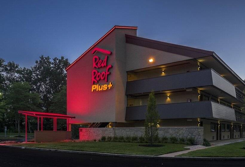 هتل Red Roof Inn Plus+ Wilmington   Newark