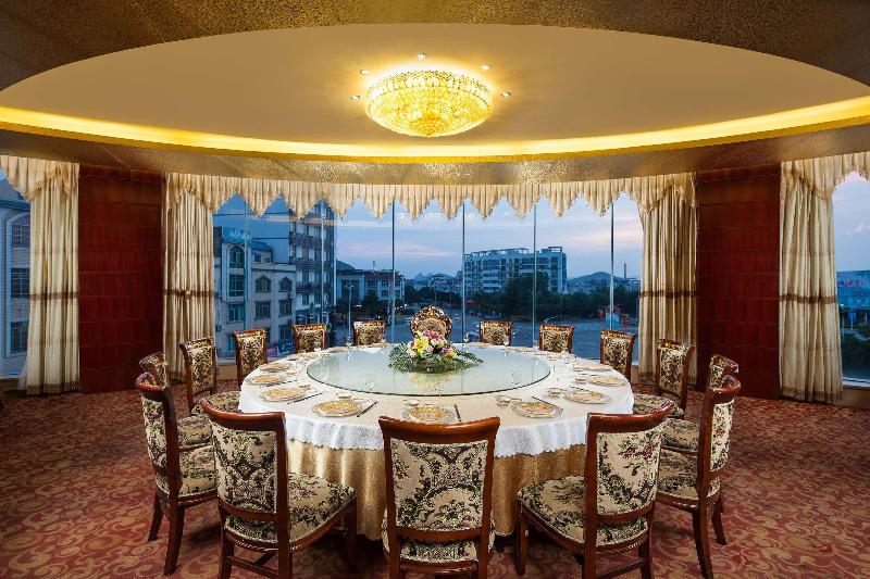 Отель Ramada By Wyndham Liuzhou Luzhai