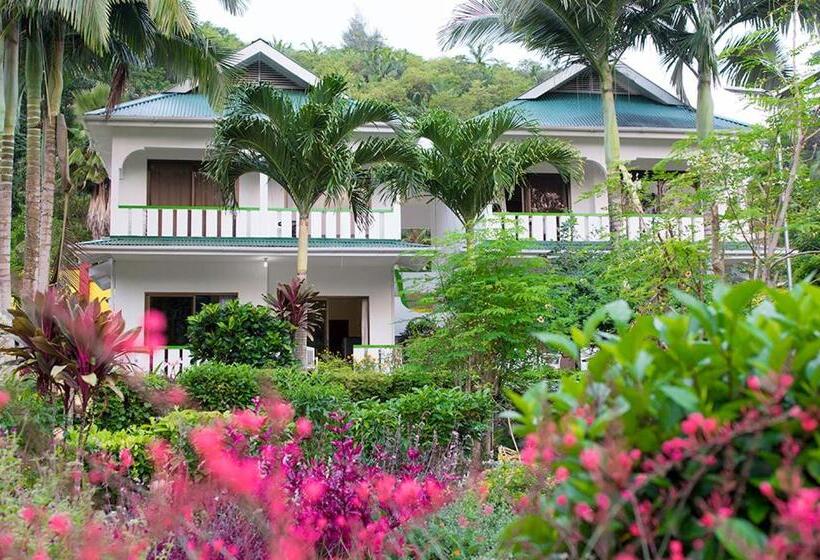 Evergreen Apartments