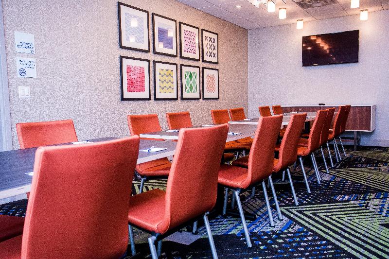 فندق Holiday Inn Express & Suites Rehoboth Beach, An Ihg