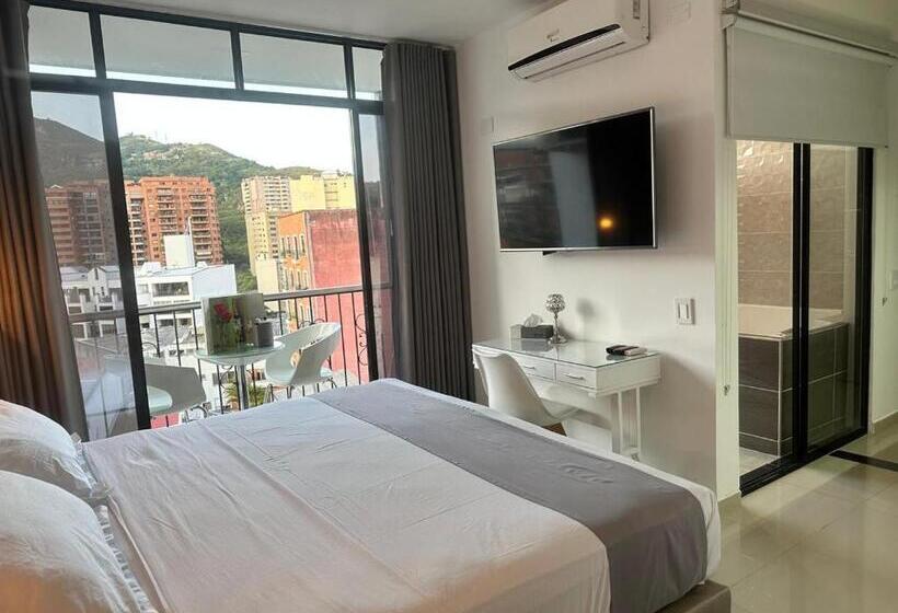 هتل On Apartasuites