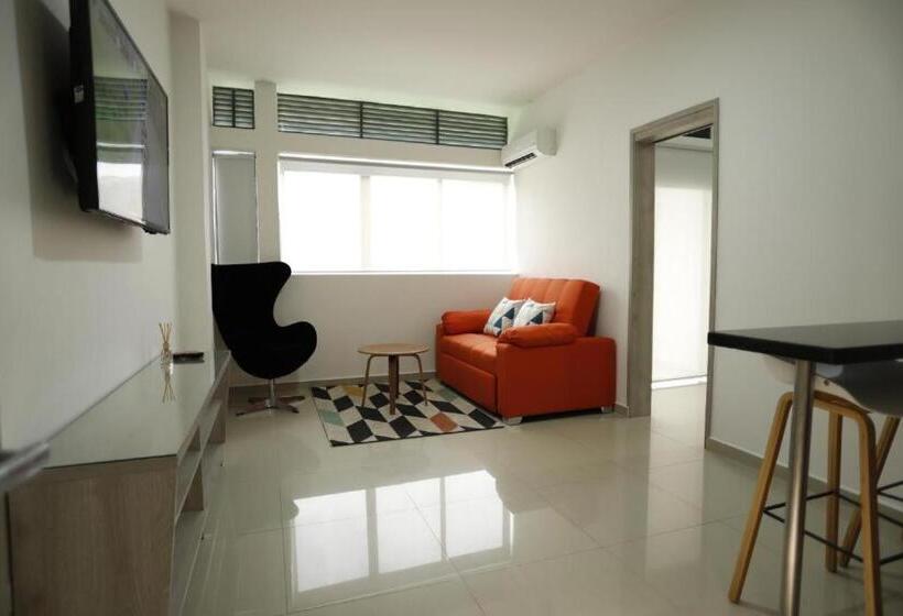 هتل On Apartasuites