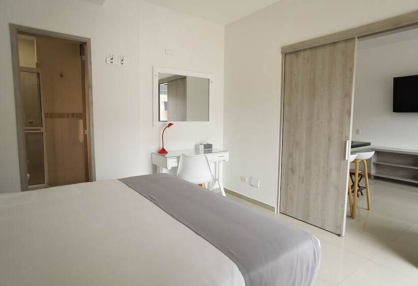 هتل On Apartasuites