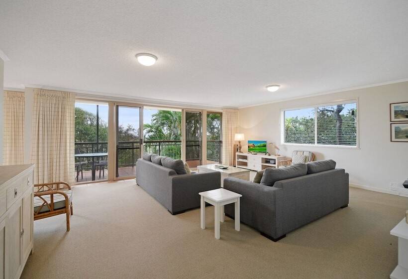 Kingsview   1/54 Kingfisher Drive