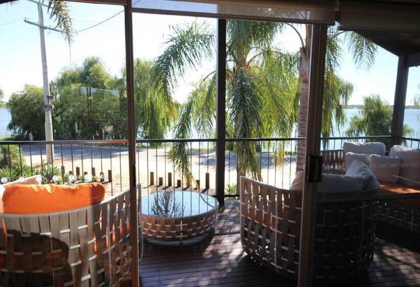 Paradise Waters   Yarrawonga