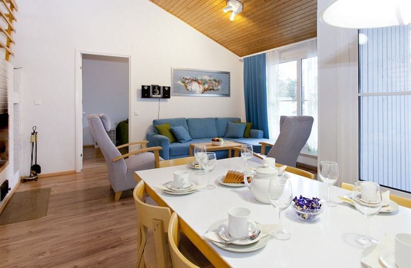 리조트 Holiday Club Airisto Apartments