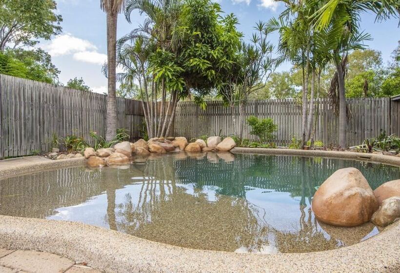 Sail Rock Apartment 2