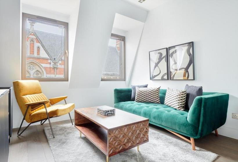 Sonder  Maughan Library Apartments