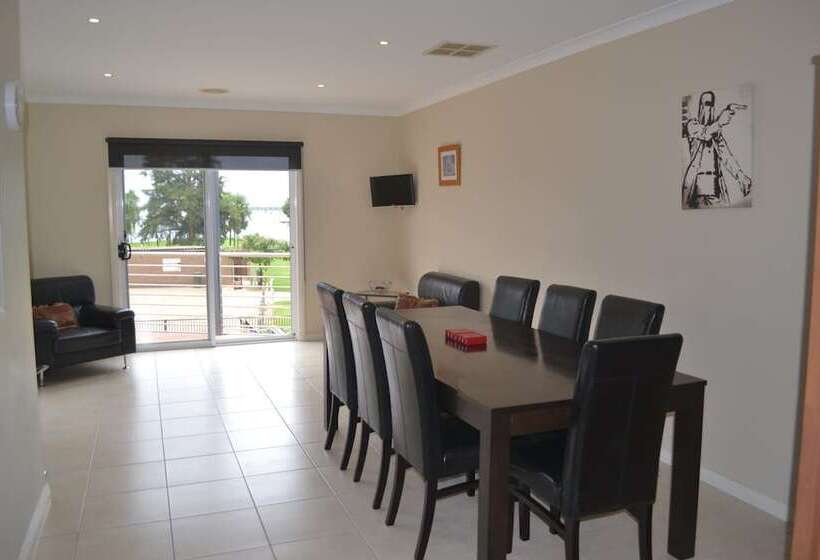 Waterview   2 Doc Crt