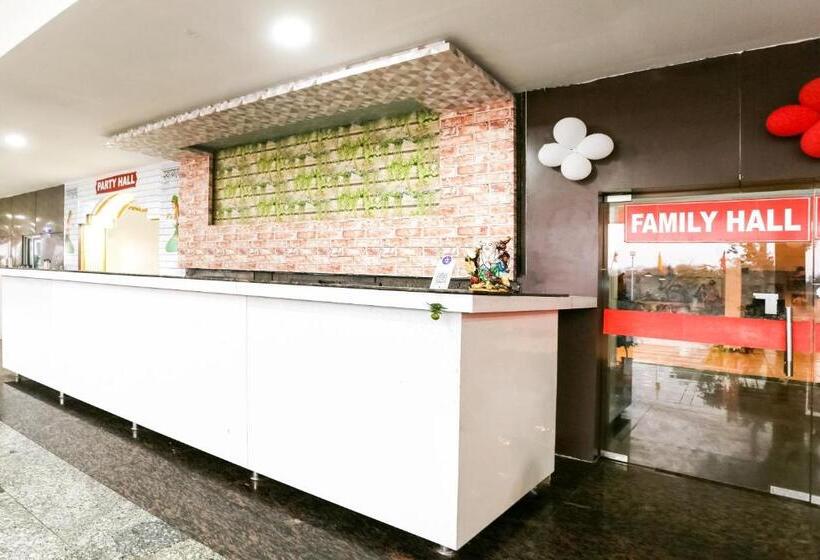 Hotel Oyo 61617 Dev Sukhdev Palace