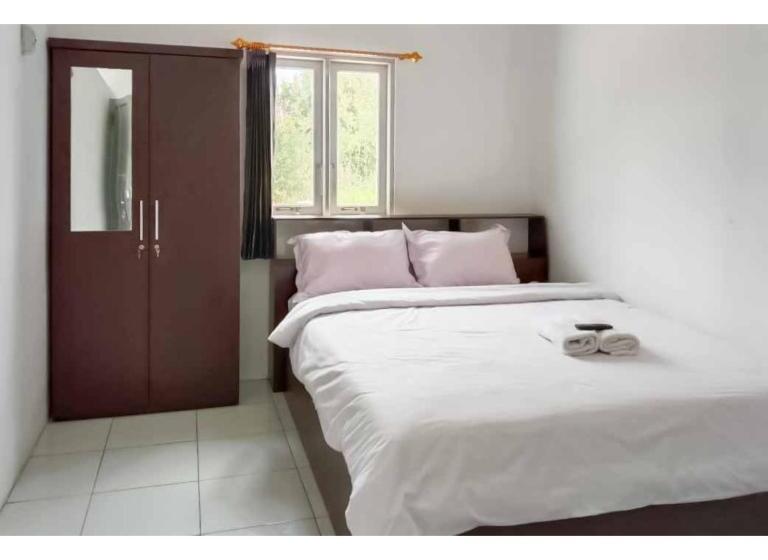 هتل Reddoorz Near Universitas Palangkaraya 2