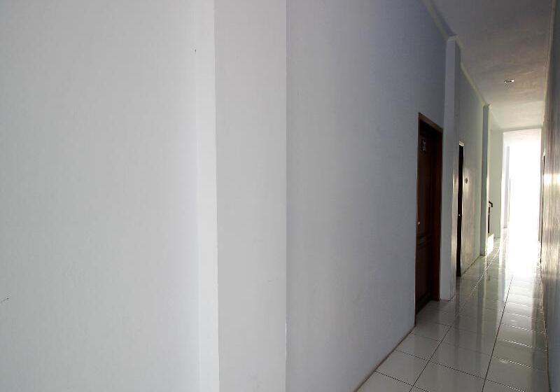 Spot On 2842 Hotel Rindu