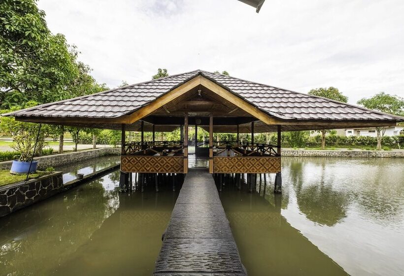 هتل Reddoorz Syariah At Bumi Eyang Enin Homestay Tasikmalaya