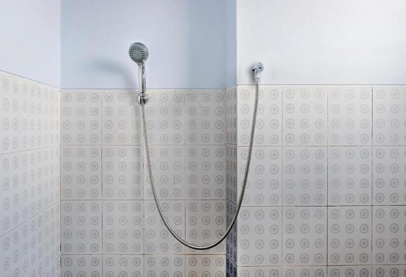 هتل Spot On 2610 Zn Guest House