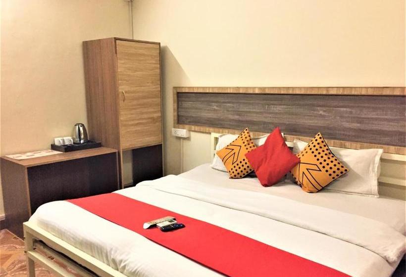 هتل Baga Beach Lagoon