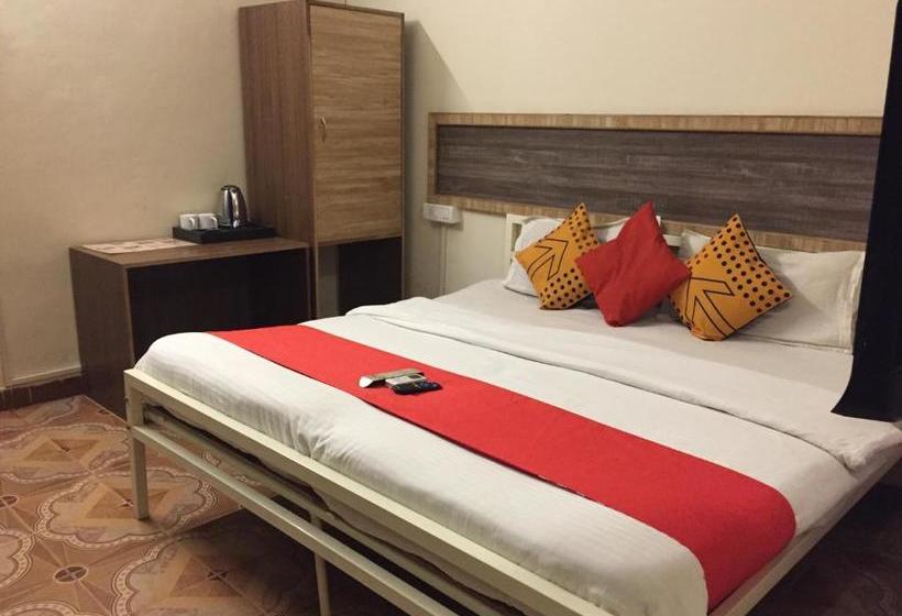 هتل Baga Beach Lagoon