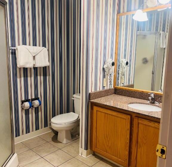 בית מלון כפרי America S Best Value Inn Sandpoint