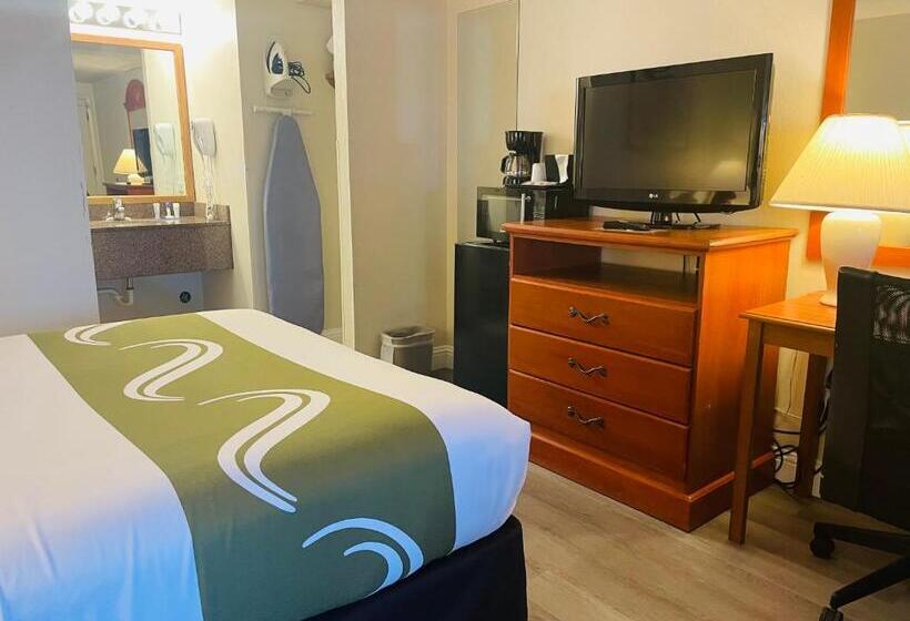 בית מלון כפרי America S Best Value Inn Sandpoint